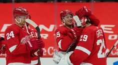 NHL: Pánik asistoval, St. Louis do play off, Tampa v 1. kole proti Floride