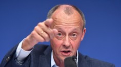 Novým šéfom nemeckej CDU bude Friedrich Merz, delegáti ho zvolili online