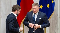 Blaha čelí obvineniu z popierania zločinov režimov, Fico stojí za ním