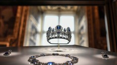 Francúzi vyčíslili hodnotu šperkov, ktoré zlodeji ukradli z parížskeho Louvru