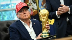 Šéf FIFA: Trump si cenu za mier zaslúži. Zákaz Rusom súťažiť priniesol len frustráciu a nenávisť