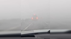 VIDEO: Kolaps na R1: Pri Seredi sa prevrátili tri kamióny, cesta je blokovaná a tvoria sa kolóny