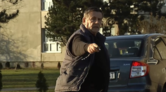 Farár na Záhorí údajne zbil staršiu ženu: Mal ju ťahať za vlasy a hlavu udierať o bránku