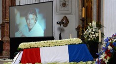 Zanechal si stopy, ktoré nás povedú, odznelo na rozlúčke s Pierrom Briceom