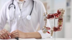 Tichá hrozba pre mladých: Lekár upozorňuje na varovné signály rakoviny