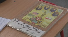 Medzery vo výučbe dejepisu: Rozumejú mladí študenti významu Nežnej revolúcie?