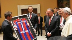 Pápež pochválil hráčov Bayernu: Odohrali ste nádherný zápas!