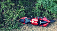 Tragická nehoda pri Modre. Motorkár prešiel na červenú a na mieste zomrel