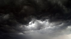 Počasie sa nám už dnes pokazí, meteorológovia varujú pred búrkami