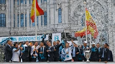 VIDEO: Hráči Realu oslavovali triumf a na štadióne to poriadne roztočili