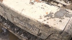 Pri Krpeľanoch vypustili kanál Váhu a na dne našli staré vraky. Jeden skrýva tajomstvo