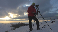 V teréne strávi celé dni aj noci. Horský fotograf Ľuboš sa pre dobré zábery nachodí kilometre
