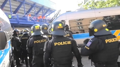 Fanúšikovia Ostravy neuniesli prehru so Spartou, výsledkom je šesť zranených