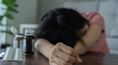 Keď je po tabletke fajn. Na Slovensku sa šíri epidémia liekov, po ktorých sú absťáky ako po heroíne