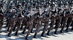 Vojaci zo Severnej Kórey dorazili do Ruska. Šéf NATO informoval, že zasahujú v Kurskej oblasti