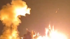 VIDEO: Použili veľa protibunkrových bômb. USA zaútočili na obrovský muničný sklad v Iráne