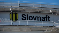 Vláda zavedením príspevku ohrozuje energetickú bezpečnosť Slovenska, varuje Slovnaft
