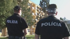 Ústavný súd má na stole sťažnosti na povinnú karanténu. Zistili sme, čo ľudia štátu vyčítajú