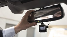 Chystáte sa na cestu autom po Európe? Do niektorých krajín si radšej palubnú kameru neberte