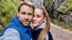 Fotka hovorí za všetko. Tomáš Bezdeda bude otec, zareagovala aj Adela