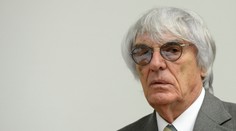 Bývalý šéf F1 sa priznal k daňovým podvodom. V minulosti vinu odmietal