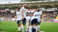 VIDEO: Spoluhráča Milana Škriniara zasiahol do hlavy pohár. Reakcia slovenského reprezentanta hovorí za všetko