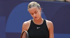 FOTO: Životný turnaj sa medailou neskončil. Svetová jednotka bola nad sily Schmiedlovej. Slovenka aj tak môže byť spokojná
