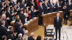 Rakúsko má nového prezidenta: Van der Bellen sa ujal funkcie
