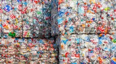 Recyklované plasty znečisťovanie neriešia. Môžu byť ešte toxickejšie