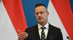 Szijjártó obhajoval nový vízový systém pre Rusov a Bielorusov. Kritikov označil za klamárov