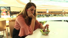 Ako predísť tomu, aby vaše dieťa potajomky neskrývalo jedlo?