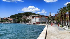 V lete sa opäť dostanete do Splitu z Bratislavy vlakom. Vziať si môžete aj auto