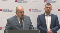 Nielen policajti, ale aj poľovníci budú zrejme môcť strieľať medvede v mestách a obciach