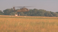 Na poslanecký prieskum prileteli Blackhawkom. Kaliňák oznámil, že výstavba nemocnice je v sklze