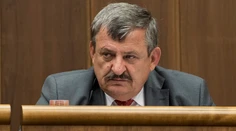 Hrnko nevylučuje, že v pondelok zaznie požiadavka na Žitňanskej odchod z vlády