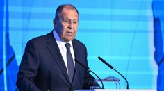 Rusko je pripravené ponúknuť NATO a EÚ záruky o neútočení, vyhlásil Lavrov