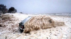 Autá primŕzali k ceste, deti mali uhoľné prázdniny. Československo pred 45 rokmi zasiahlo rekordné ochladenie