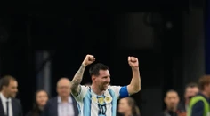 Nezastaviteľný Messi potvrdil skvelú formu. Rekordným zápisom zabezpečil Argentíne postup