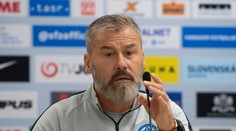 Kouč reprezentácie Hapal má koronavírus, okrem neho aj ďalší štyria členovia realizačného tímu