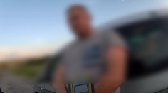 VIDEO: Polícia zastavila muža, ktorý viezol v aute vlastné dieťa. Potom prišiel obrovský šok