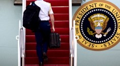 Trump použitie jadrových zbraní v kampani nevylúčil, teraz dostane jadrový kufrík