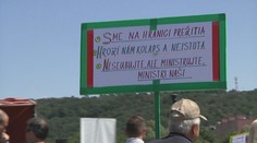 Starostovia a primátori už majú toho dosť, vyšli preto do ulíc. Existenčnú krízu im spôsobuje týchto sedem bodov