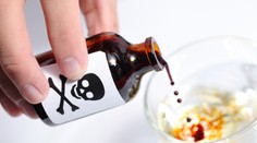 Muž otrávil príbuzných táliom, chcel potrestať "nečistých" ľudí