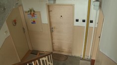 Babičku našli v chladničke. Vnuk tvrdil, že je odcestovaná