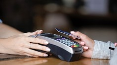 Dve z bánk plánujú veľké odstávky. Pozrite si, ktoré služby budú nedostupné