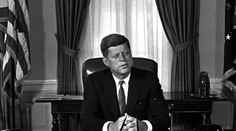 Národný archív USA zverejnil utajené materiály o atentáte na prezidenta Kennedyho