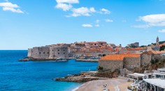Obrovský úlovok chorvátskej polície. Neďaleko Dubrovníka našli v debnách s ovocím kokaín