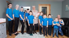 Túto rodinu určite neprehliadnete. Po desiatich chlapcoch to konečne prišlo