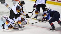 Slovensko do štvrťfinále nepostupuje, USA zdolali Nemecko 3:1