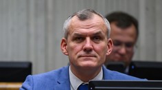 Poslanec Hlasu Malatinec sa ostro obul do ministerky Šimkovičovej. Vyčíta jej viaceré kroky